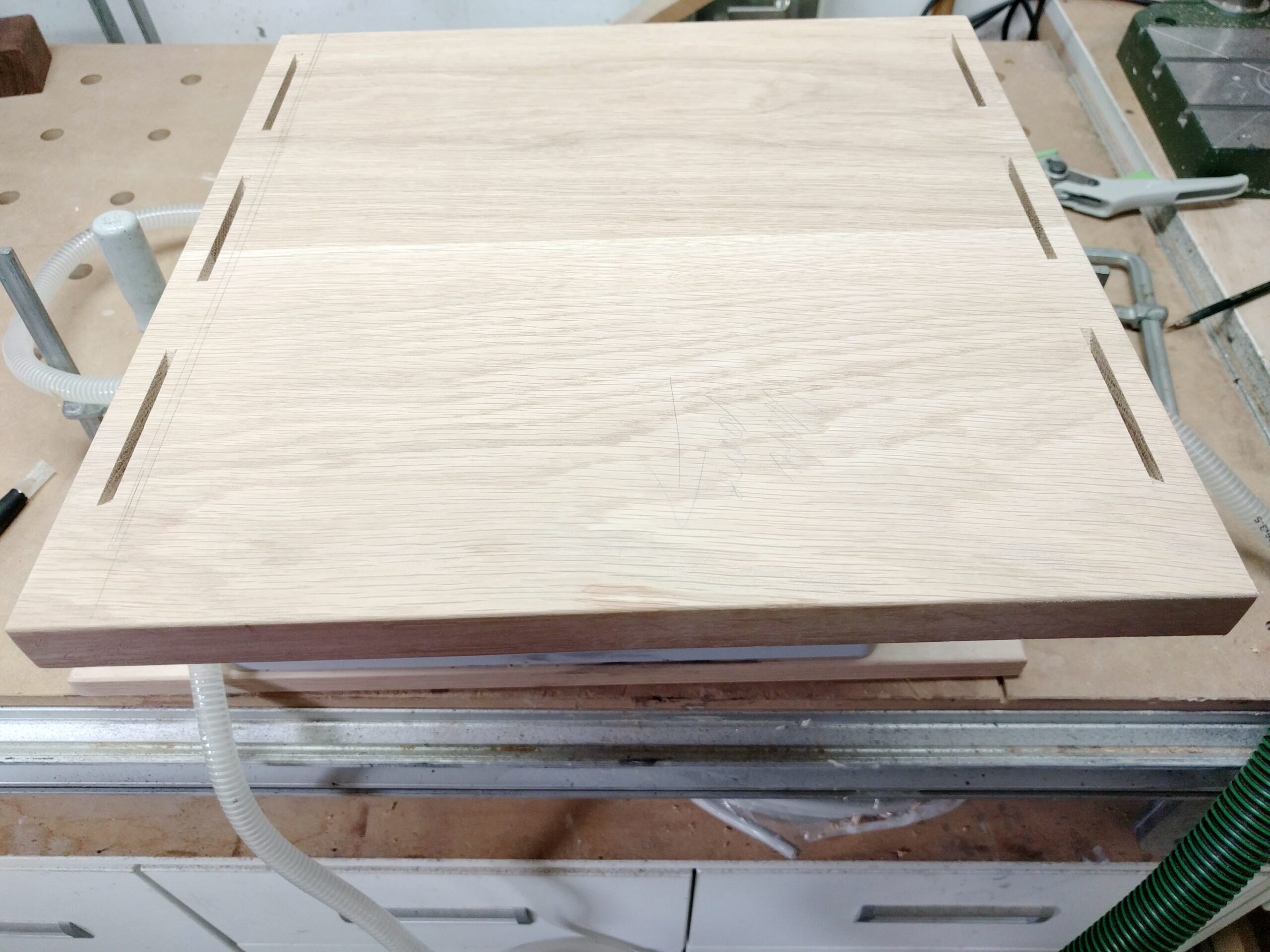 Kanten runden Badschrank selber bauen