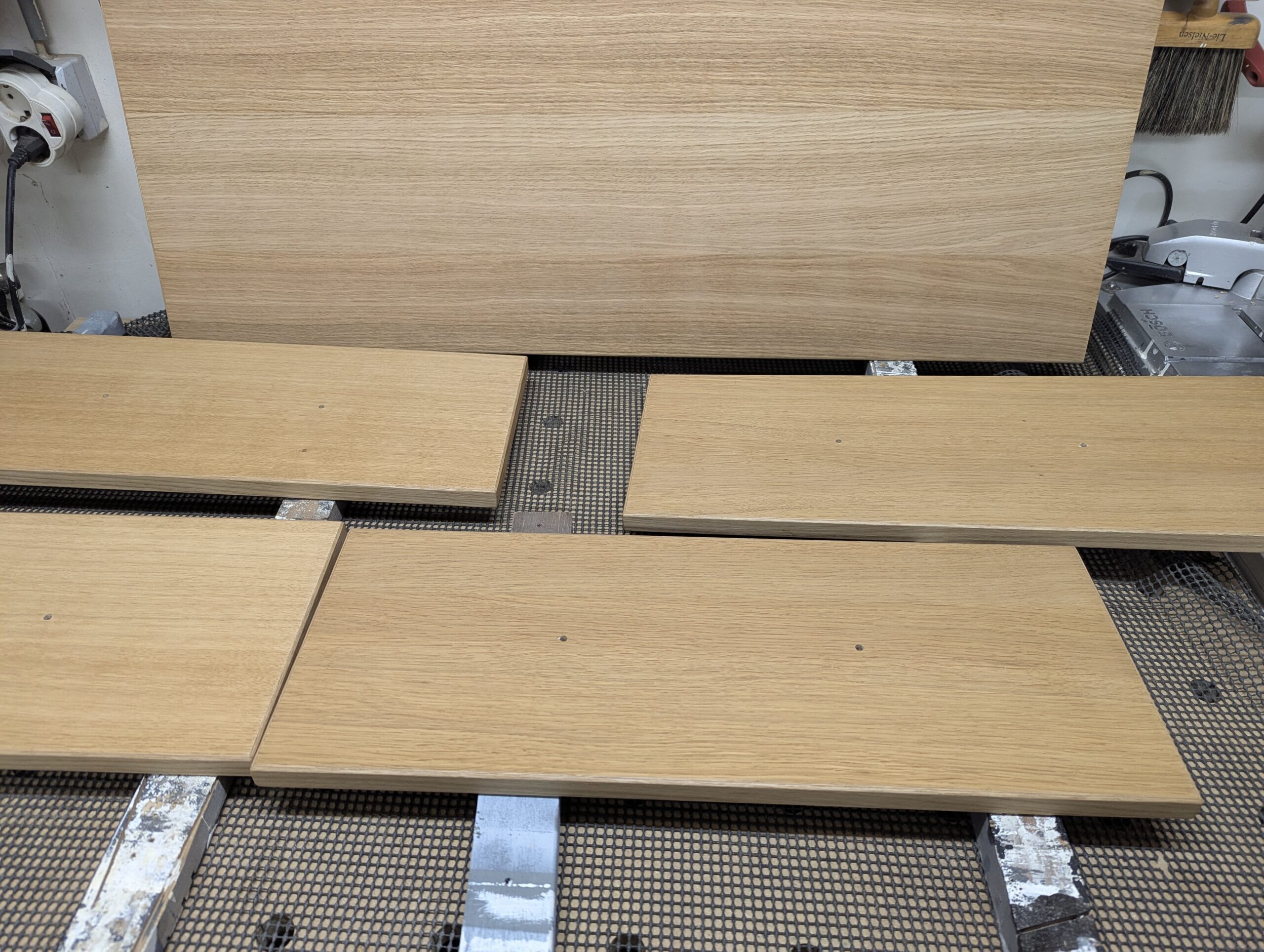 Schrank mit Schubladen Schrank mit Schubladen