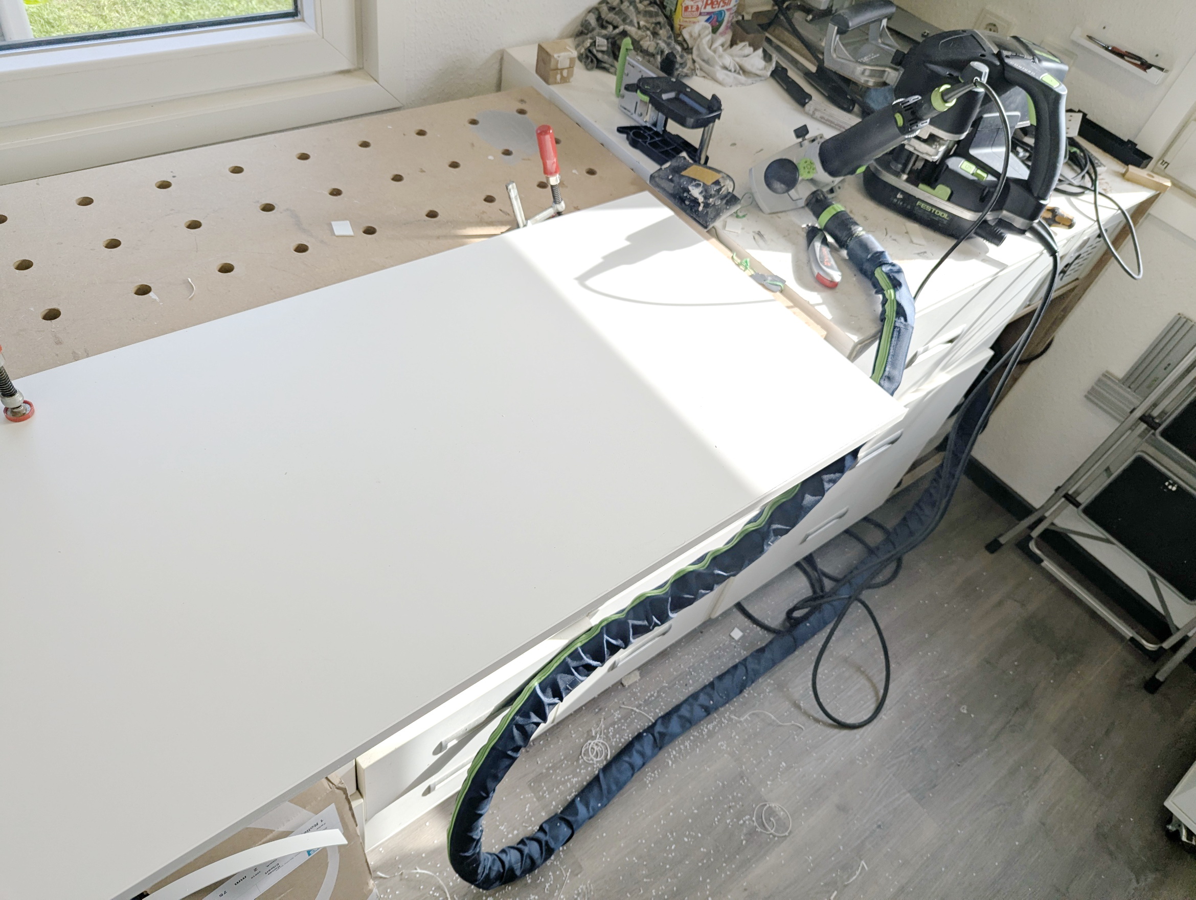 ABS-Kante Doppelschrank Waschraum