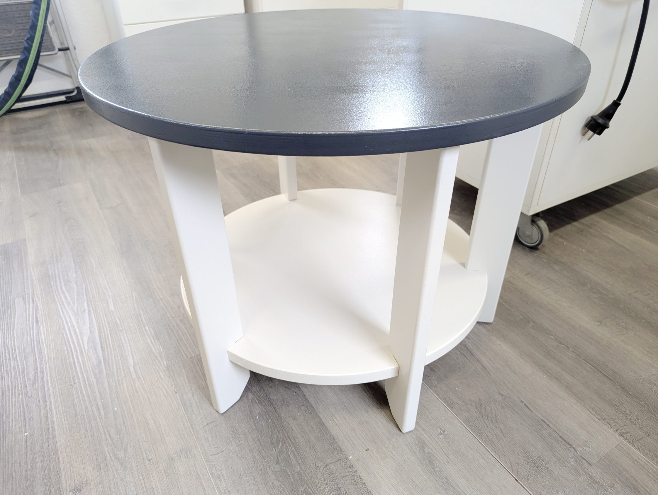 fertiger Tisch runder Tisch